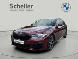 Rot Gebraucht 2022 BMW 530e Sport Line Kombi | 39.900 €