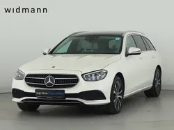 Manufaktur diamantweiss bright Gebraucht 2022 Mercedes E300 Avantgarde Kombi | 34.850 € (Teuer)