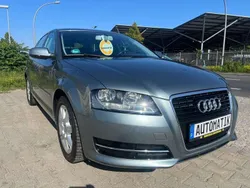Kondorgrau Gebraucht 2010 Audi A3 Ambiente Limousine | 8.990 € (Teuer)