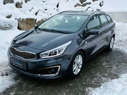 Grau Gebraucht 2017 Kia Ceed Sportswagon Kombi | 7.900 € (Guter Preis)
