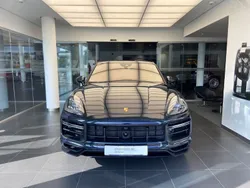 Blau Gebraucht 2021 Porsche Cayenne Turbo GT SUV | 159.490 € (Etwas zu teuer)