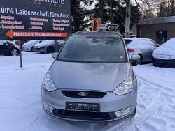 Silber Gebraucht 2007 Ford Galaxy Ambiente Van / Kleinbus | 3.990 €