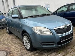 Blau Gebraucht 2009 Skoda Fabia Kleinwagen | 2.700 € (Fairer Preis)