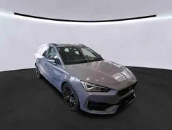 Grau Gebraucht 2023 Cupra Leon Kombi | 23.944 € (Guter Preis)