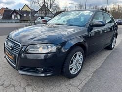 Grau Gebraucht 2010 Audi A3 Sportback Attraction Limousine | 5.400 € (Fairer Preis)