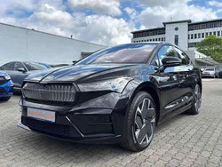 Schwarzmagic perleffekt Gebraucht 2022 Skoda Enyaq iV Suite SUV | 39.950 € (Guter Preis)