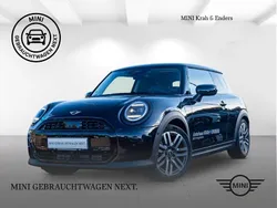Schwarz Gebraucht 2024 Mini Cooper Kleinwagen | 29.900 € (Teuer)
