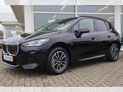 Schwarz (black sapphire metallic) Neu 2025 BMW 225 Active Tourer M Sport Van / Kleinbus | 47.990 €