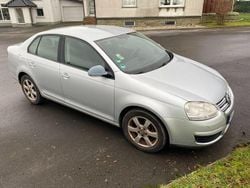 Silber Gebraucht 2006 VW Jetta Limousine | 2.700 € (Superpreis)