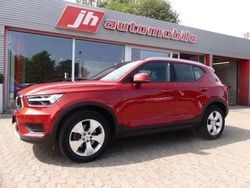 Rot Gebraucht 2018 Volvo XC40 Momentum SUV | 25.800 € (Guter Preis)