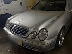 Silber Gebraucht 2000 Mercedes CLK55 AMG AMG Coupé | 7.500 €