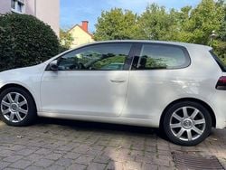 Weiß Gebraucht 2009 VW Golf Highline Limousine | 3.200 € (Fairer Preis)
