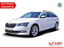 Weiss Gebraucht 2016 Skoda Superb Kombi | 16.990 € (Fairer Preis)