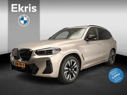 Grau Gebraucht 2024 BMW iX3 Executive SUV | 49.900 €
