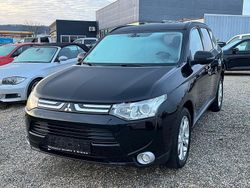 Schwarz Gebraucht 2013 Mitsubishi Outlander Intense SUV | 12.500 € (Teuer)