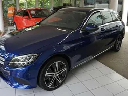 Brillantblau Gebraucht 2022 Mercedes C300e Kombi | 27.999 € (Superpreis)
