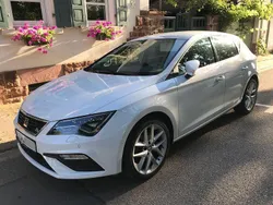 Weiß Gebraucht 2021 Seat Leon FR Limousine | 17.900 € (Fairer Preis)