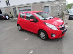 Super red Gebraucht 2011 Chevrolet Spark LS Kleinwagen | 1.999 € (Fairer Preis)