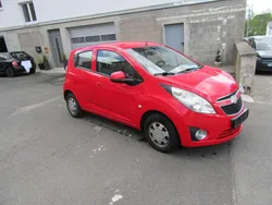 Super red Gebraucht 2011 Chevrolet Spark LS Kleinwagen | 1.999 € (Fairer Preis)