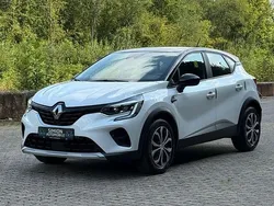 Weiß Gebraucht 2021 Renault Captur Zen SUV | 15.900 € (Fairer Preis)