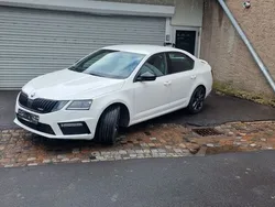 Weiß Gebraucht 2018 Skoda Octavia RS Limousine | 17.771 € (Fairer Preis)