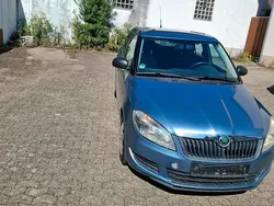 Braun Gebraucht 2010 Skoda Fabia Kleinwagen | 1.950 €