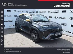 Schwarz Gebraucht 2022 Toyota Yaris Cross SUV | 23.990 € (Fairer Preis)