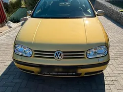 Gold Gebraucht 1998 VW Golf IV Kleinwagen | 1.000 € (Guter Preis)