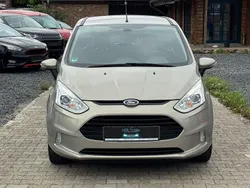 Grau Gebraucht 2015 Ford B-MAX Titanium Van / Kleinbus | 6.950 € (Fairer Preis)