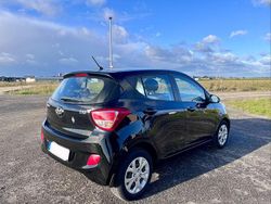 Schwarz Gebraucht 2015 Hyundai i10 Trend Kleinwagen | 7.000 € (Fairer Preis)
