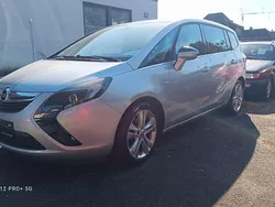 Argonsilber/sovereign/switch Gebraucht 2013 Opel Zafira Tourer Sport Van / Kleinbus | 8.990 € (Fairer Preis)