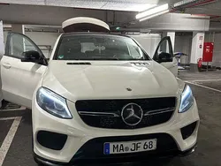 Weiß Gebraucht 2016 Mercedes GLE350 SUV | 33.999 € (Teuer)