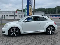 Weiß Gebraucht 2012 VW Beetle Design Limousine | 9.850 € (Etwas zu teuer)