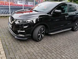 Schwarz Gebraucht 2017 Nissan Qashqai SUV | 16.380 € (Teuer)
