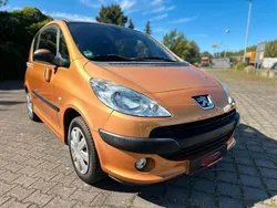 Orange Gebraucht 2005 Peugeot 1007 Premium Kleinwagen | 2.399 € (Fairer Preis)