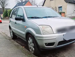 Silber Gebraucht 2004 Ford Fusion Limousine | 3.200 € (Etwas zu teuer)