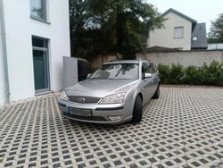 Silber Gebraucht 2006 Ford Mondeo Kombi | 1.300 € (Guter Preis)