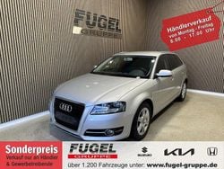 Eissilber metallic Gebraucht 2012 Audi A3 Attraction Limousine | 6.299 € (Superpreis)