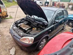 Grün Gebraucht 2001 Opel Corsa Kleinwagen | 500 € (Guter Preis)