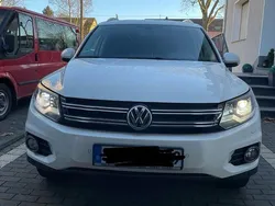 Weiß Gebraucht 2012 VW Tiguan Style SUV | 11.000 € (Etwas zu teuer)