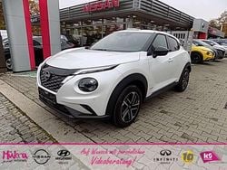 Pearl white perleffekt (weiß) Neu 2024 Nissan Juke N-Connecta SUV | 30.960 € (Etwas zu teuer)