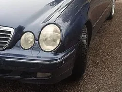 Blau Gebraucht 1999 Mercedes E320 Classic Kombi | 800 € (Superpreis)