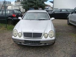 Grau Gebraucht 1999 Mercedes CLK230 Elegance Coupé | 1.000 €