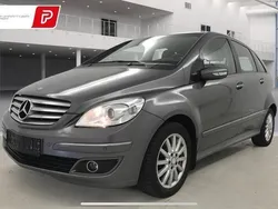 Grau Gebraucht 2007 Mercedes B200 Van / Kleinbus | 3.333 € (Fairer Preis)