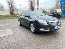 Schwarz Gebraucht 2011 Opel Insignia Edition Kombi | 4.000 € (Guter Preis)