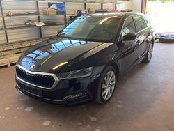 Schwarzmagic perlef (metallic) Gebraucht 2021 Skoda Octavia Style Kombi | 18.980 € (Superpreis)