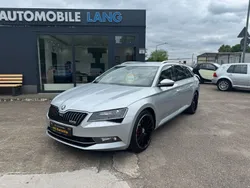 Silber Gebraucht 2016 Skoda Superb Style Kombi | 19.000 € (Guter Preis)
