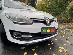 Weiß Gebraucht 2014 Renault Mégane LIMITED Limousine | 6.999 €