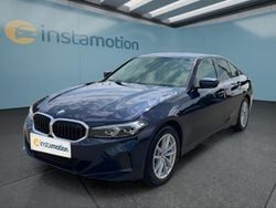 Blau Gebraucht 2024 BMW 318 Limousine | 36.899 € (Etwas zu teuer)