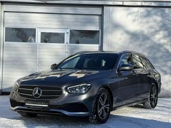 Grau Gebraucht 2022 Mercedes E220 Avantgarde Limousine | 34.900 € (Superpreis)
